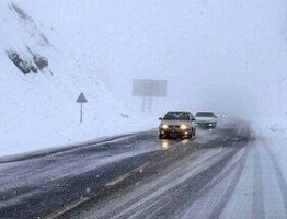 برف جاده کوهستانی کندوان را بست