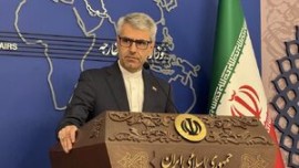 سخنگوی وزارت امور خارجه جمهوری اسلامی ایران، با رد ادعاهای اخیر امانوئل ماکرون رئیس‌جمهور فرانسه در مورد جمهوری اسلامی ایران، این ادعاها را بی‌اساس، متناقض و فرافکنانه توصیف کرد ....
