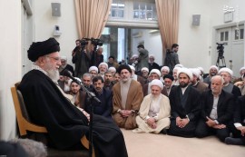 رهبر انقلاب : حوزه علمیه وام‌دار آیت الله جوادی آملی است