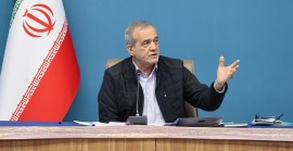 به مذاکره باور داریم، ولی نه با ذلت / در پی جنگ ، ناآرامی و بمب هسته‌ای نیستیم؛ دیگر چگونه به دنیا اطمینان دهیم؟ / اینکه ایران قصد استفاده غیرصلح‌آمیز از توانمندی‌های هسته‌ای خود را ندارد، صرفا حرف من نیست، بلکه فتوای شرعی رهبر معظم انقلاب است