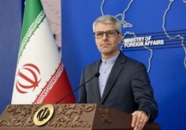 بقائی سخنگوی وزارت امور خارجه گفت: مطالبه اصلی ما رفع تحریم‌های ظالمانه و غیرقانونی است. این مطالبه جدی و اساسی از سوی ماست که در مسقط صراحتا بیان کردیم و این مطالبه را با جدیت دنبال خواهیم کرد ....
