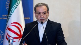 نچه می‌خواهم بگویم این است که تکرار دروغ‌ واقعیت‌های بنیادین را تغییر نمی دهد. ایران به عنوان یکی از امضا کنندگان موسس معاهده ان پی تی، کاملا حق داشتن چرخه کامل سوخت هسته ای را دارد. علاوه بر این، چندین عضو NPT وجود دارند که اورانیوم را غنی‌سازی می‌کنند در حالی که سلاح‌های هسته‌ای را هم کاملا رد می‌کنند....