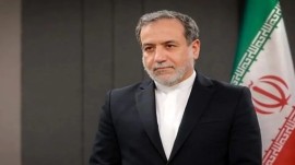 عراقچی ، وزیر امور خارجه کشورمان پس از پایان دور پنجم مذاکرات، اظهار داشت: دور پنجم مذاکرات یکی از حرفه‌ای ترین ادوار مذاکراتی بود که تاکنون داشتیم / یک بار دیگر مواضع و اصول جمهوری اسلامی ایران را در خصوص مذاکرت بیان کردیم؛ مواضع ما کاملاً روشن است و ما بر آن ایستادگی داریم ....