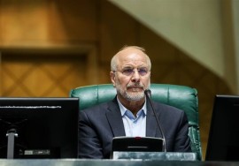 قالی باف رئیس مجلس ماند