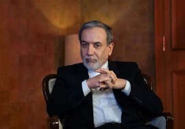 واکنش متفاوت عراقچی به ماجرای قاسمیان در عربستان