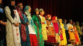آغاز دومین جشنواره ملی وحدت اقوام در تنکابن
