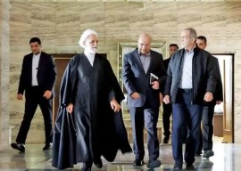جزئیاتی از حملۀ اسراییل به جلسۀ شورای‌عالی امنیت ملی: پای پزشکیان جراحت برداشت/ مقامات از دریچه اضطراری خارج شدند
