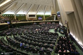 نامه جمعی از نمایندگان مجلس به پزشکیان درباره لایحه ی جنجالی