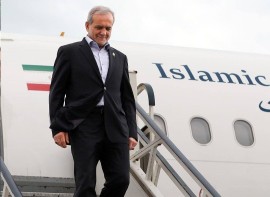 پزشکیان وارد زنجان شد