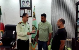 بازگشت کیف حاوی دلار و طلا به گردشگر عراقی