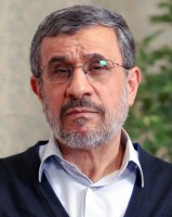 طعنه رسانه سپاه به احمدی‌نژاد / نوستراداموس هم بیاید گیج می‌شود!
