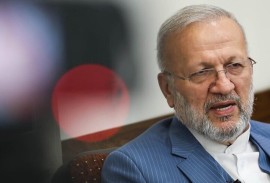 منوچهر متکی ، عضو کمیسیون اقتصادی مجلس گفت: همچنین کشوری مانند ژاپن با آن شرایط اقتصادی مشخص تنها۳۵۰ هزار نفر کارمند دولتی دارد حال اینکه دولت ایران حدود ۵ میلیون نفر حقوق بگیر دارد ....