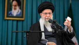 مذاکره با آمریکا هیچ سودی برای ما ندارد/ بمب هسته‌ای نداریم و نخواهیم داشت / ما در غنی سازی تسلیم هیچ فشاری نمی شویم/علم هسته‌ای ما با بمب و تهدید از بین نمی‌رود/ اتحاد ملت ایران در جنگ ۱۲ روزه، دشمن را ناامید کرد
