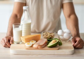 بدن در روز به چه مقدار پروتئین نیاز دارد؟