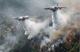 ۲ هواپیمای هوا و فضای سپاه برای مهار هوایی آتش‌سوزی جنگل چالوس پای کارآمد