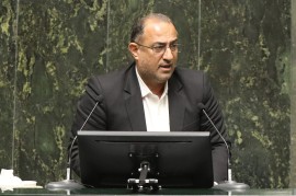 فاطمی : دولت وزرای ناکارآمد را برکنار کند