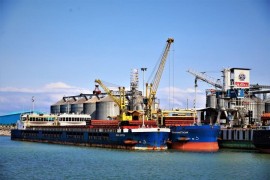 خزر کوچک می‌شود؛ از تورهای خالی تا بنادر کم عمق / دریا عقب می‌نشیند، مشکلات جلو می‌آید