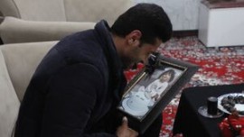 دست دختر ۳ ساله‌ام در دستم بود که به او شلیک کردند