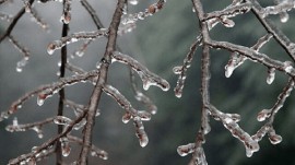 برف و باران در راه مازندران