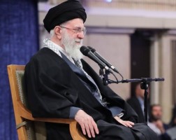 خطرناکتر از ناو سلاحی است که آن را به قعر دریا می‌فرستد / تعیین نتیجه‌ مذاکره از قبل غلط و ابلهانه‌ است