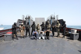 تمرین آزادسازی کشتی ربوده شده در رزمایش مرکب دریایی ایران و روسیه