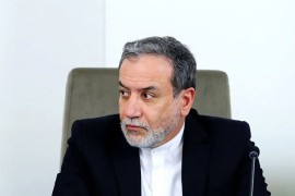 عراقچی: برادران همسایه ایران متجاوزان خارجی را اخراج کنند