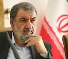 چرا رهبر انقلاب در مقابل مردم ظاهر نمی‌شوند؟/ محسن رضایی پاسخ داد