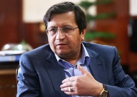 انتقاد تند یک نماینده از همتی به‌خاطر اختلال دوهفته‌ای بانک‌ها/ درد اصلی، هک شدن سرورها نیست؛ هک شدن تفکر مدیران و مسئولانی چون شما است/ تاوان این توهمات را نباید کسب‌وکارها بدهند