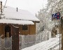 بارش برف بهاری روستای کاکرود اشکور رحیم آباد رودسر گیلان را در بیستمین روز از فصل بهار سفیدپوش کرد. 