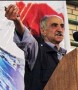 وي در حالی که با وجود بیماری به این سفر امده بود به گریه افتاده و جمعیت نیز به شدت تحت تاثیر او قرار گرفته بودند گفت: «امروز مناطق ارزشمند ما وضعیت بسیار تاسف باری دارند و متاسفانه با مجوز سازمان محیط زیست در حال تخریب هستند و در این بین دماوند نیز از این قاعده مستثنی نیست. »