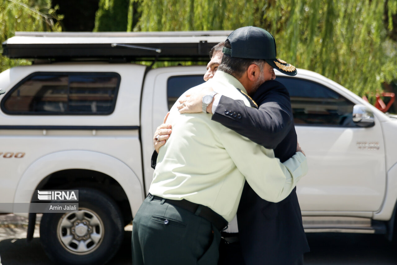 خودروی شاسی‌بلند مخبر