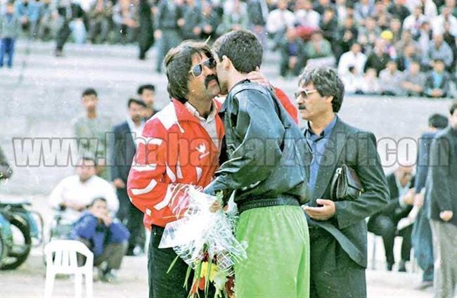 کریم باقری با تیپ دهه هفتادی/عکس