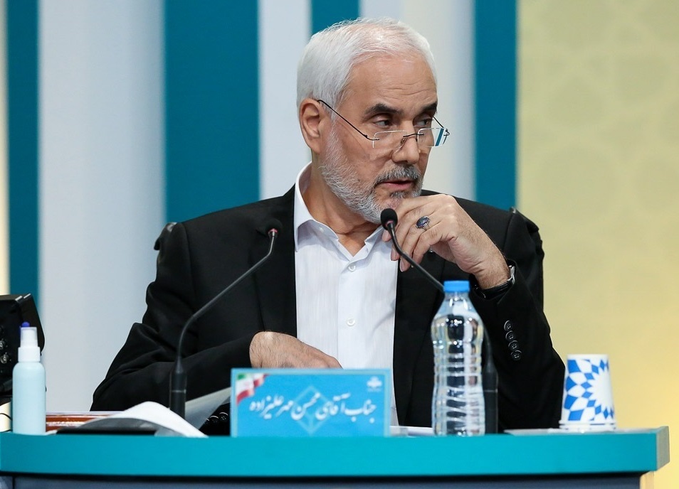 محسن رضایی: کسانی که نمی‌خواهند تا پایان انتخابات بمانند، باید اعلام کنند / با برنامه من یک فقیر هم در ایران پیدا نخواهد شد / رئیسی: در جلسه قبل بداخلاقی شد؛ اجازه داده شد که من دفاع کنم، اما من به مردم واگذار می‌کنم / همتی: نسبت به شیوه مناظره نقد دارم؛ مثل مسابقه هفته است / انتخاب بین بد و بدتر نیست؛ انتخاب بین فردی است که در‌ها را به روی کنشگران می‌بندد و فردی که در‌ها را به روی کنشگران باز می‌کند / زاکانی: نماینده دولت روحانی اینجاست و حاضر به مناظره نیست