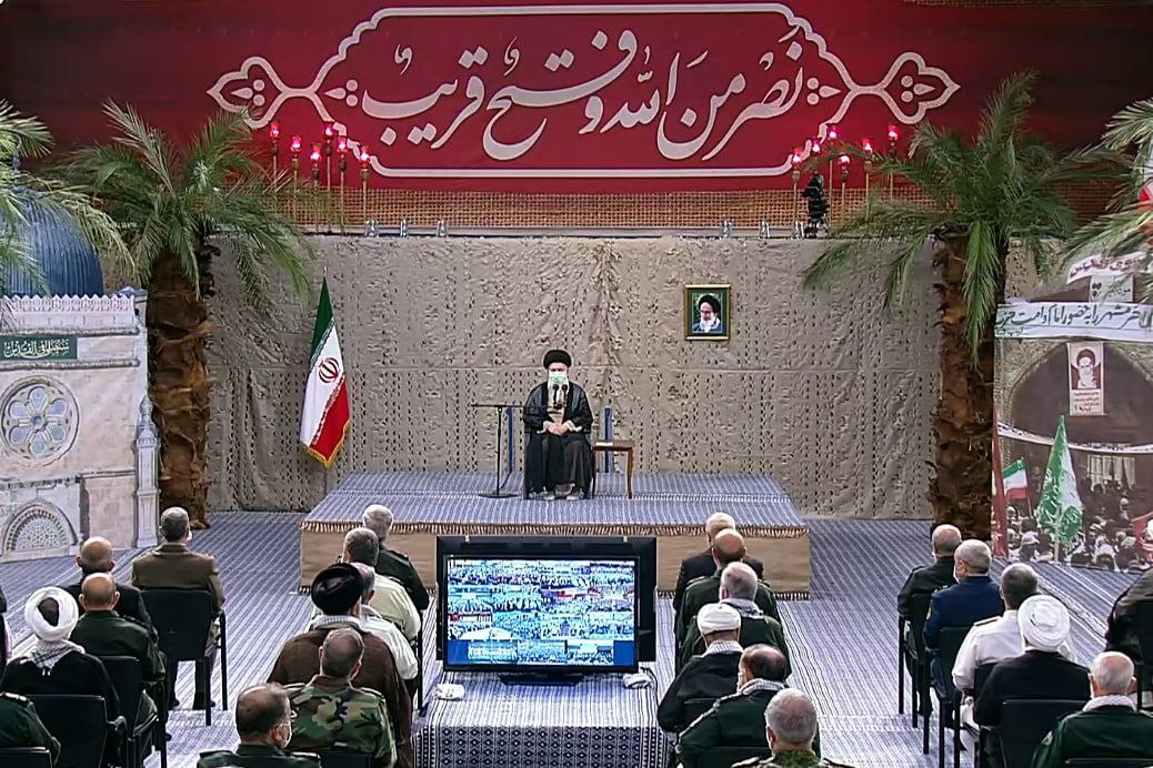                                                    دفاع مقدس ثابت کرد صیانت از کشور با مقاومت به دست می‌آید نه با تسلیم/ حقایق دفاع مقدس به گوش جوانان برسد                                       
