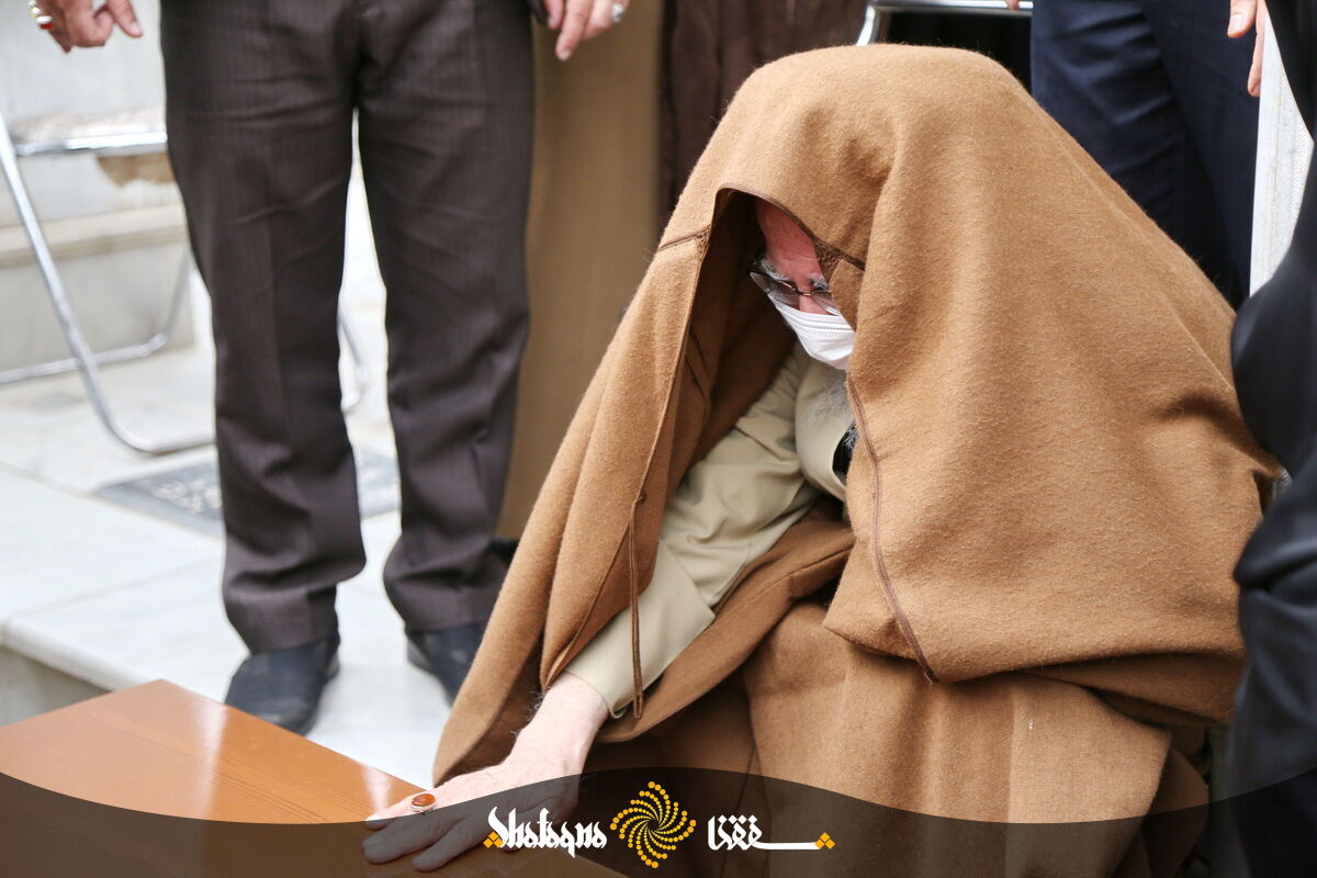 تصاویر: مراسم تشییع همسر آیت الله جوادی آملی تصاویر: مراسم تشییع همسر آیت الله جوادی آملی