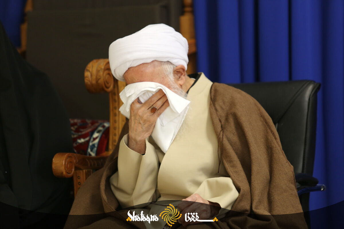 تصاویر: مراسم تشییع همسر آیت الله جوادی آملی تصاویر: مراسم تشییع همسر آیت الله جوادی آملی