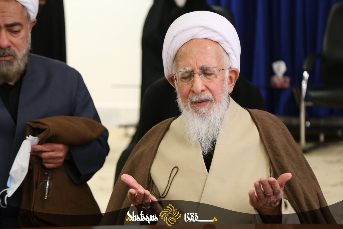 تصاویر: مراسم تشییع همسر آیت الله جوادی آملی تصاویر: مراسم تشییع همسر آیت الله جوادی آملی