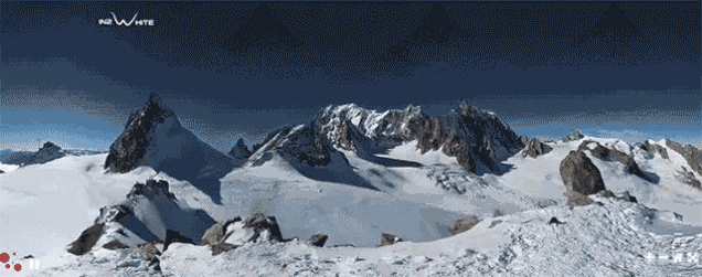 The World's Largest Photograph Captures 365 Billion Pixels of the Alps
