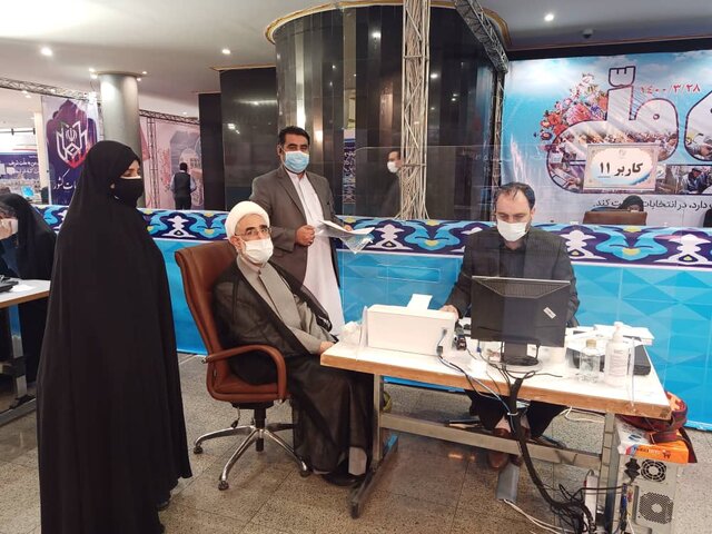 زهرا شجاعی و منتجب نیا در انتخابات ثبت نام کردند
