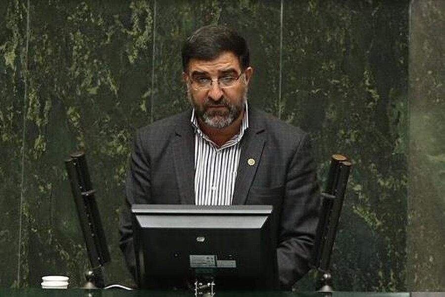                                                   نماینده مجلس، آذری‌جهرمی و رحمانی‌فضلی را تهدید کرد                                       