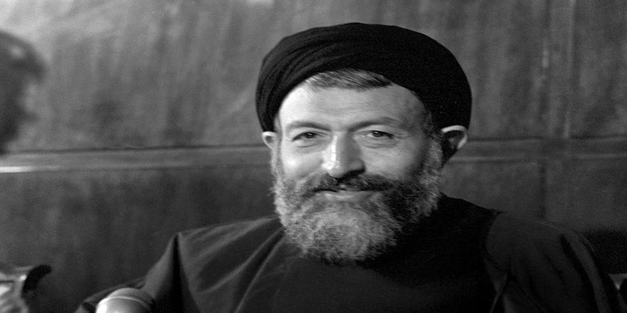 عکس کمتر دیده شده از شهید بهشتی