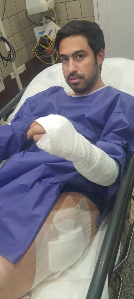خسرو حیدری، مربی استقلال چاقو خورد