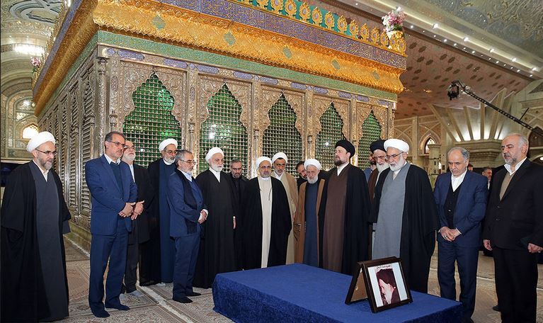 کارآمدی نظام در جهت رفاه دنیوی مردم باید در عمل ثابت شود و فقط سخن گفتن، کافی نیست/ اگر امروز نتوانیم مشکلات اقتصادی و معیشتی را حل کنیم، زمینه سوءاستفاده دشمن را فراهم می‌آوریم