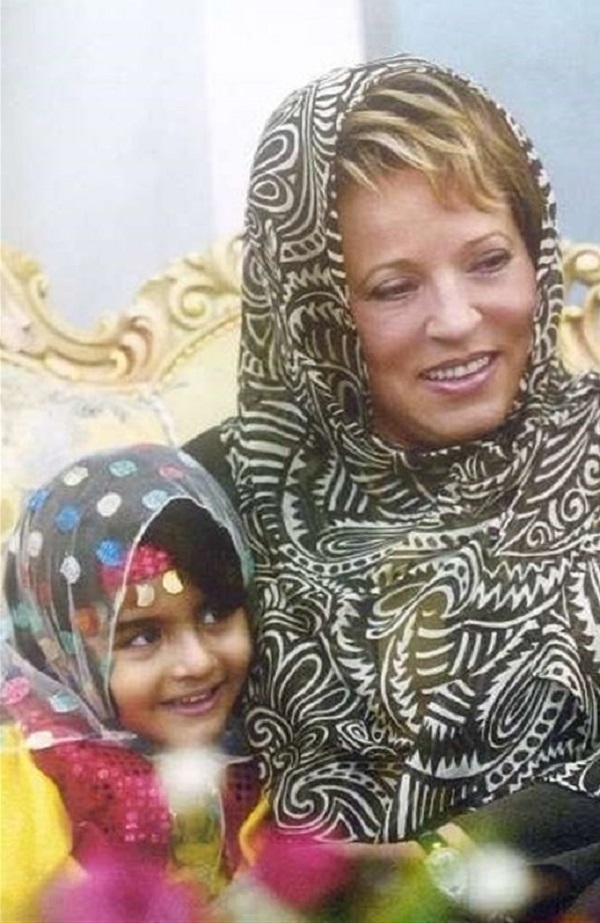 درخواست رئیس مجلس روسیه پیدا کردن دختر ایرانیی +عکس