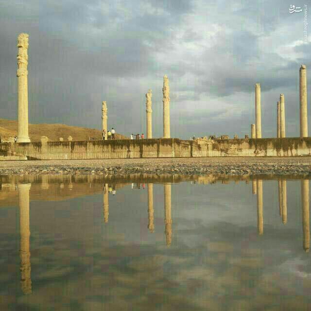 عکس/ تخت جمشید روی آب