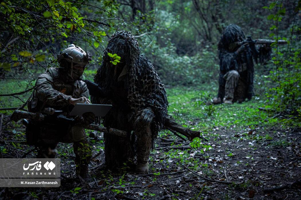 تصاویر: تمرین تخصصی رزم در جنگل توسط یگان ویژه فاتحین