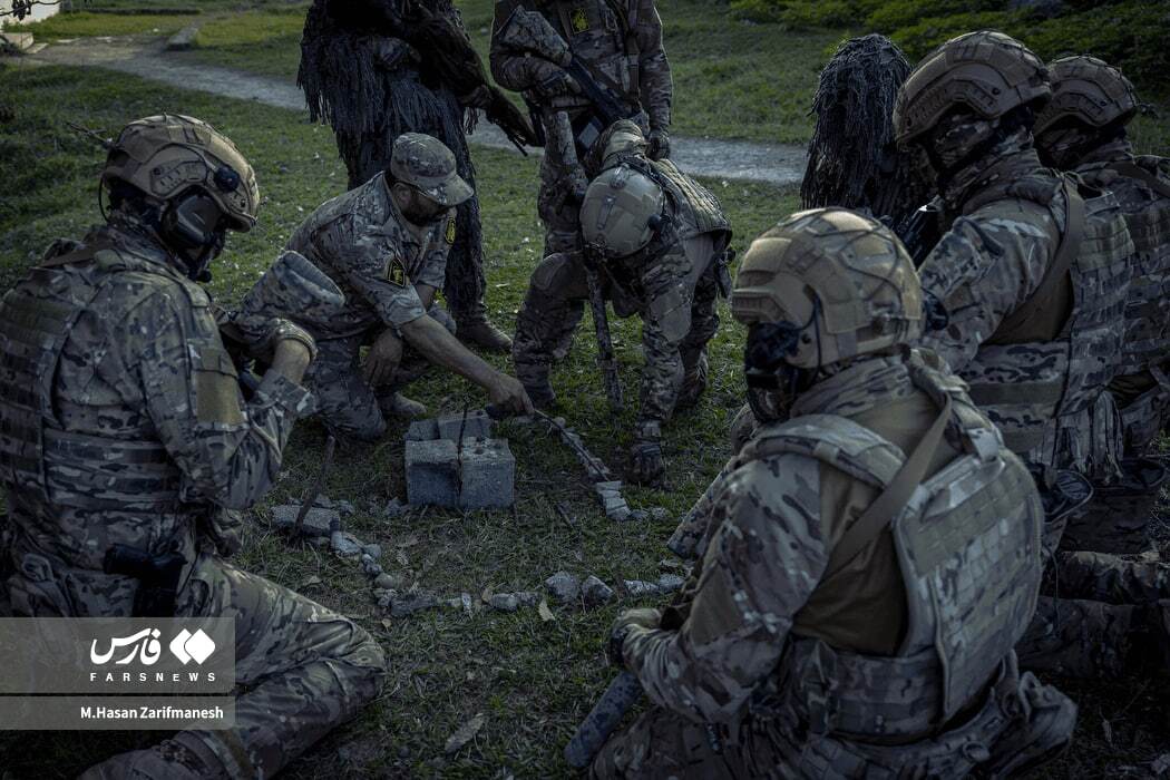 تصاویر: تمرین تخصصی رزم در جنگل توسط یگان ویژه فاتحین