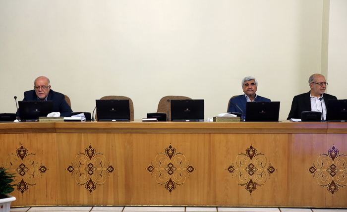 (تصاویر) دو صندلی خالی در جلسه امروز دولت