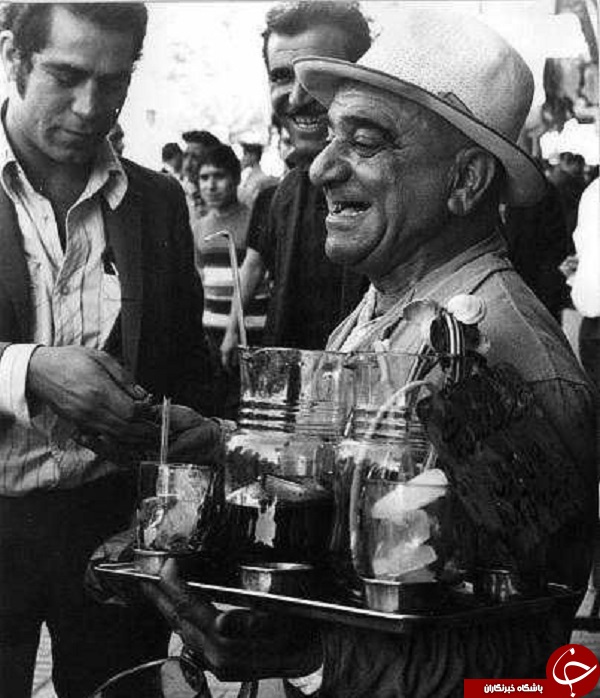 عکس/ پیرمرد شربت فروش بازار تهران
