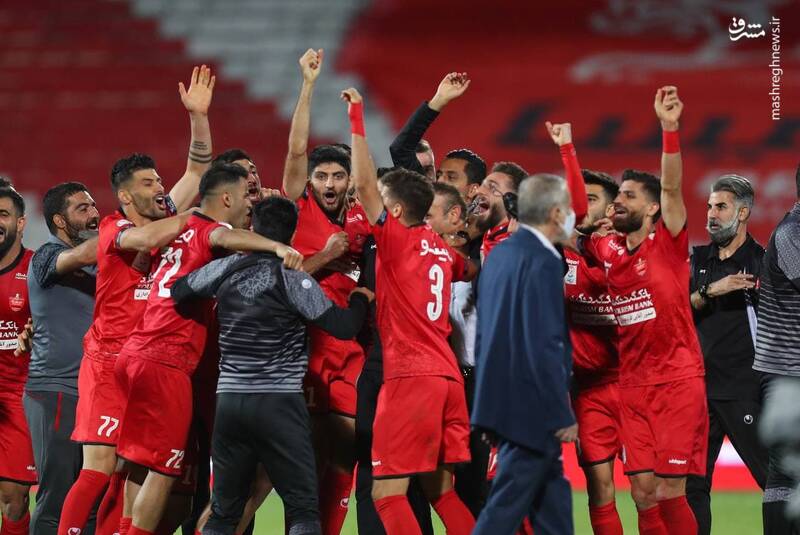 جشن و پایکوبی پرسپولیسیها پس از دربی +عکس